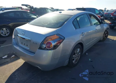 2010 Nissan Altima 2.5 S z USA, uszkodzony, nr VIN 1N4AL2AP5AC109305